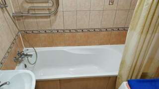 Апартаменты apartment on Pushkin Гродно Двухместный номер с 2 отдельными кроватями и видом на город-15